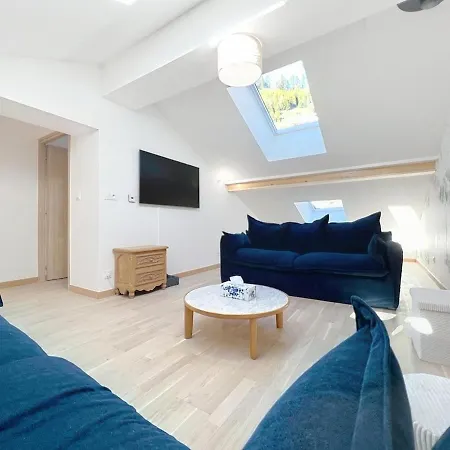 New Duplex 147 M Modern, Spacious 13 People 公寓 *